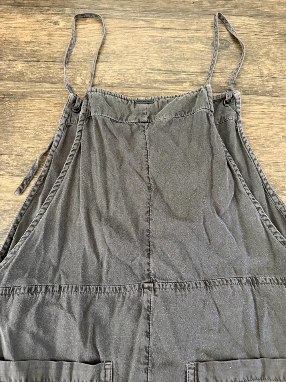 BILLABONG Wild Pursuit Womens Romper Off Black Short Charcoal Denim Overalls L - Picture 12 of 14